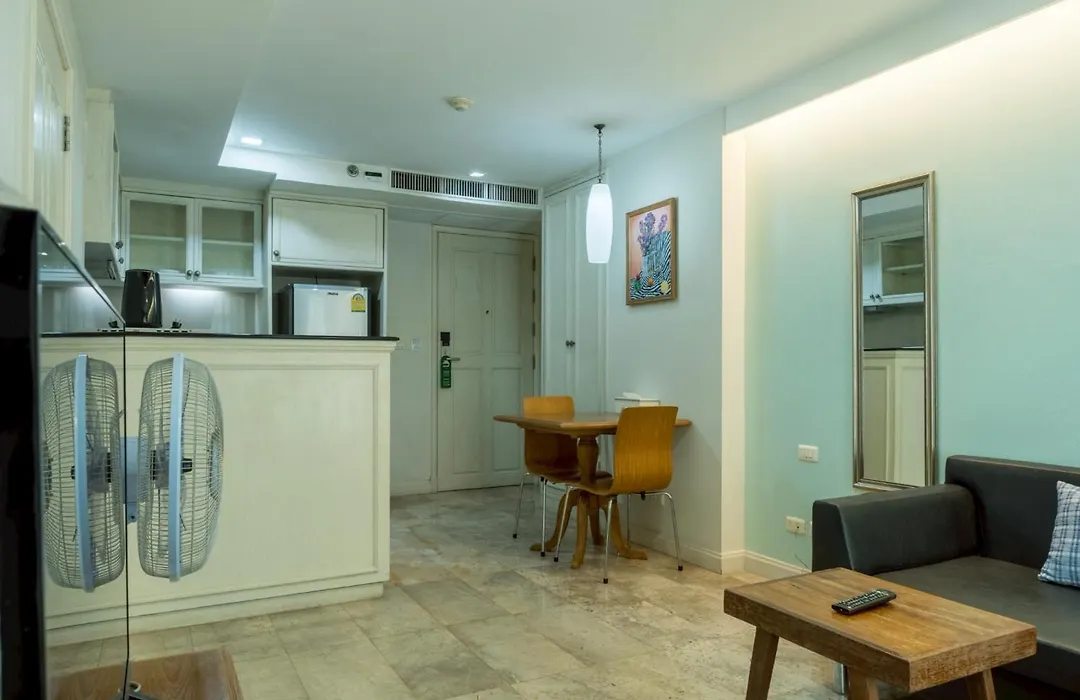 Sabai Sathorn Service Apartment-1
